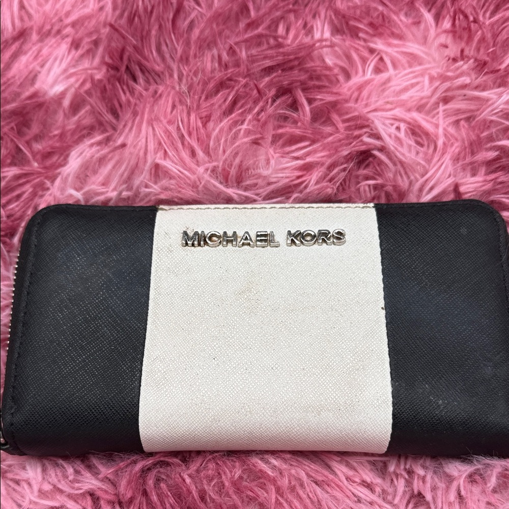 Michael Kors Black and Cream Saffiano Zip-Around Wallet